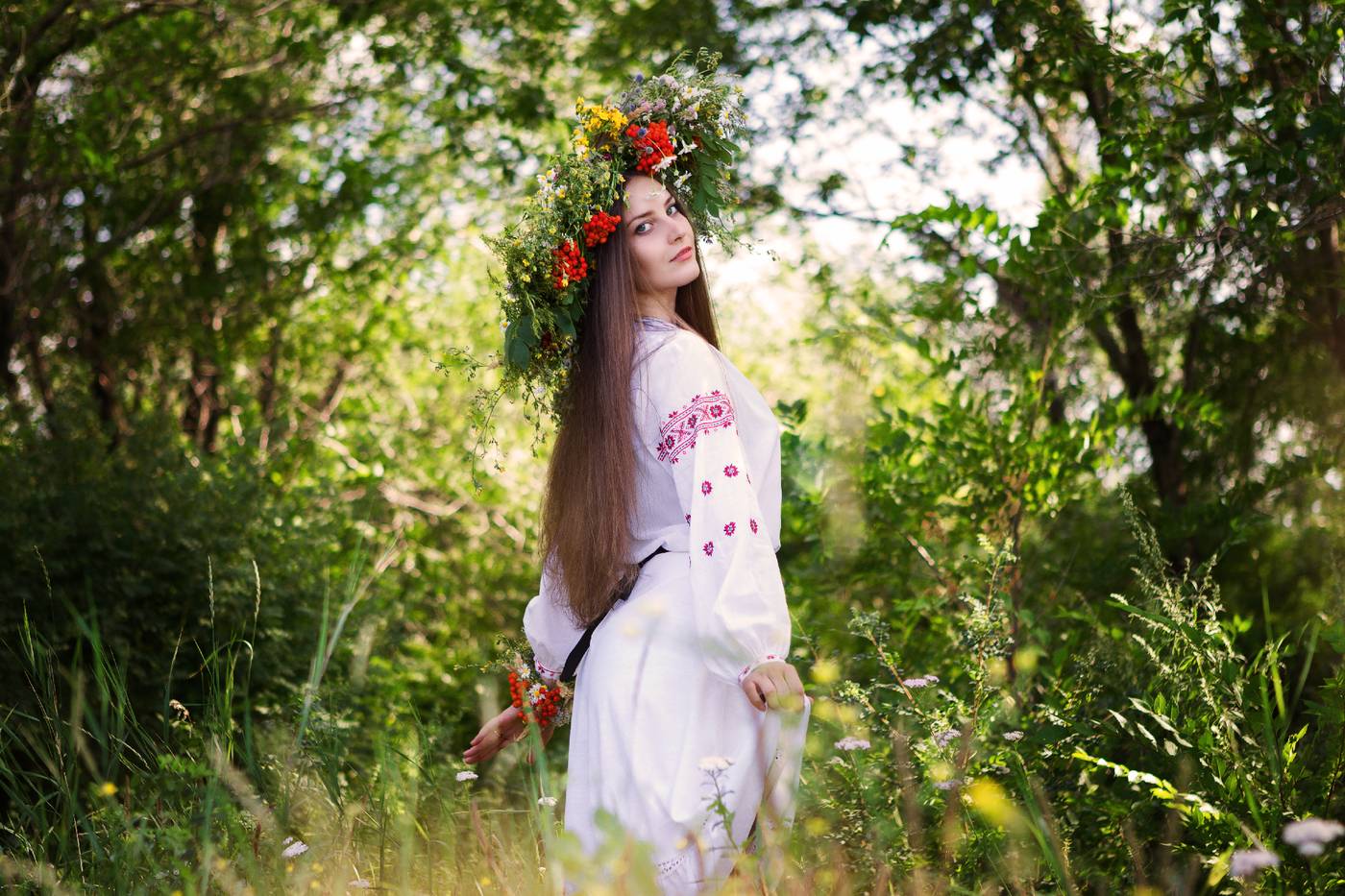 Slavic girls brings the glow — live moments in Dongguan