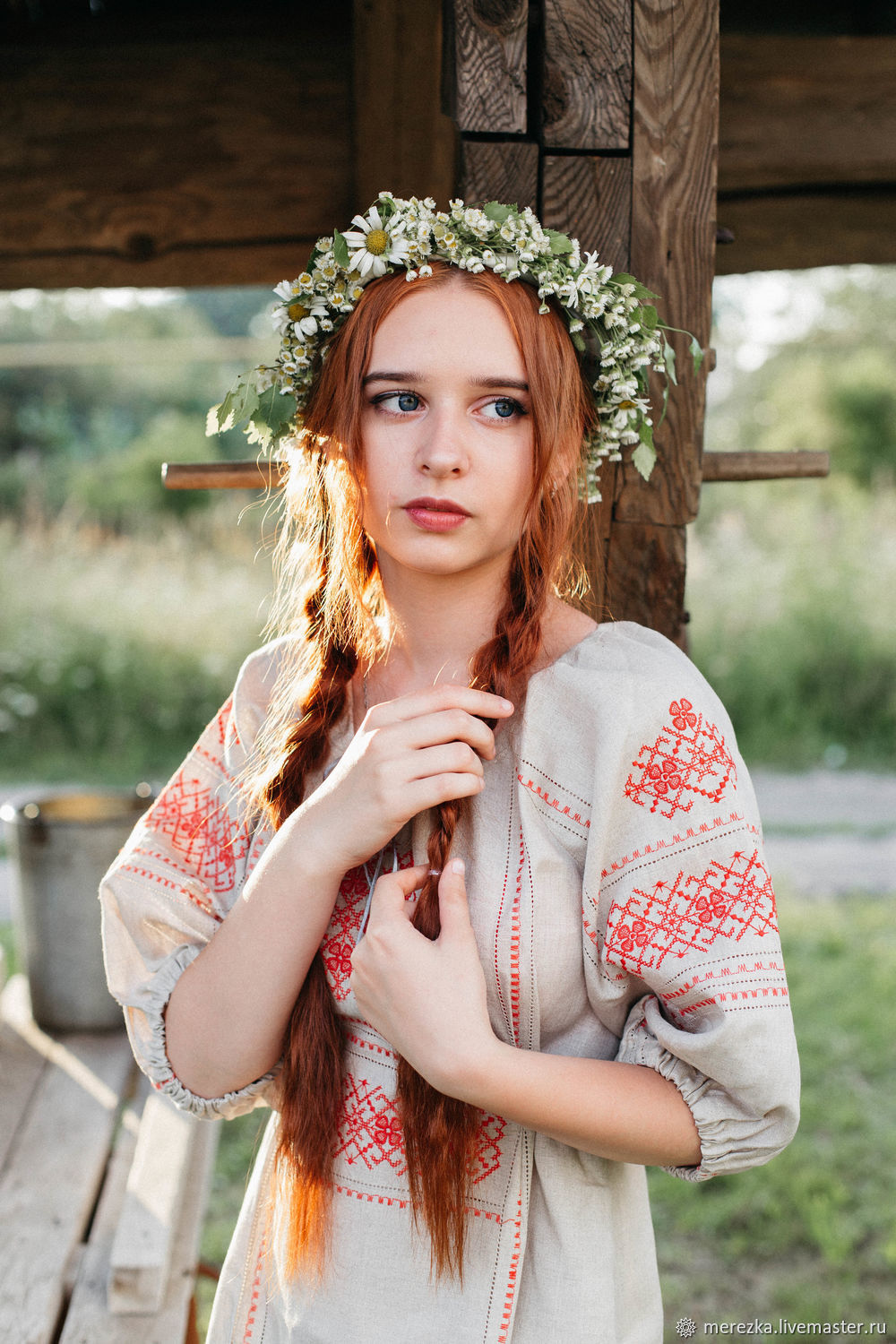 A playful frame from Girls in Slavic costumes — online in Dongguan